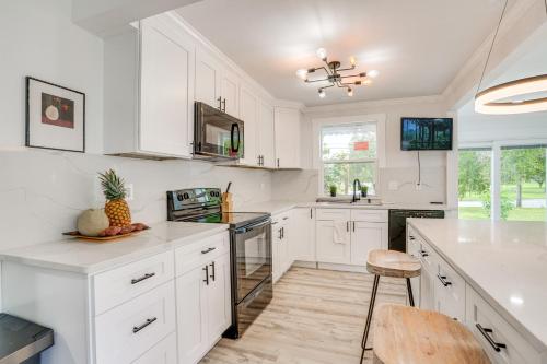 Orlando Vacation Rental with Yard about 18 Mi to Disney in Orlando, USA