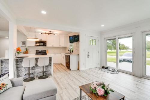 Orlando Vacation Rental with Yard about 18 Mi to Disney in Orlando, USA
