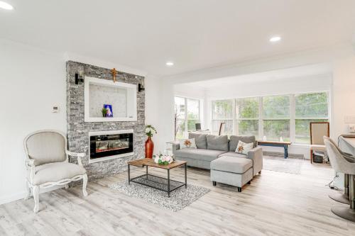 Orlando Vacation Rental with Yard about 18 Mi to Disney in Orlando, USA
