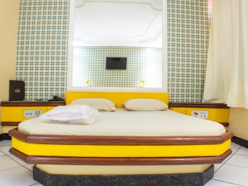 Condor Hotel - Adult Only in Meier