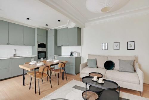 Authentic apartment - 3BR-8P - Clignancourt