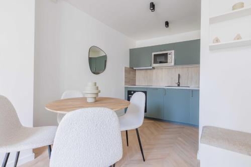 Renovated Studio rue du Roi de Sicile / Marais - image 3