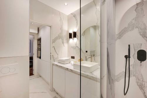 Magnificent apartment - 2BR/6P - Gare Saint-Lazare - image 9