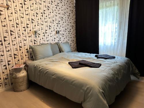 1 queen bed