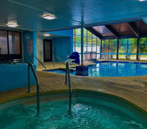 Pine Lake Resort and Banquets 4