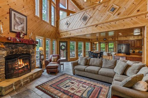 Mountain Music #339 in Sevierville, USA