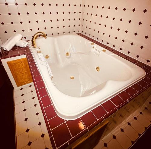 AmeriVu Inn & Suites - St Croix Falls