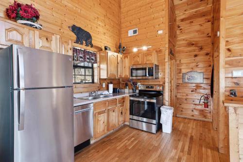 A Tranquility Den #210 by Aunt Bug's Cabin Rentals - image 10