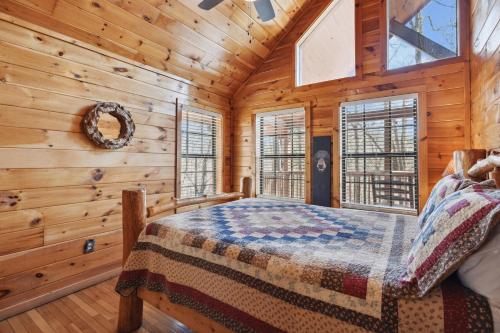 A Tranquility Den #210 by Aunt Bug's Cabin Rentals - image 11