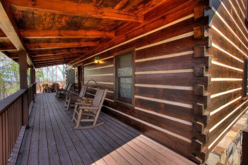 Almost Heaven #205 by Aunt Bug's Cabin Rentals - image 2