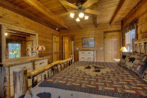 Almost Heaven #205 by Aunt Bug's Cabin Rentals - image 13