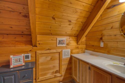 American Dream 142 – Sevierville, TN