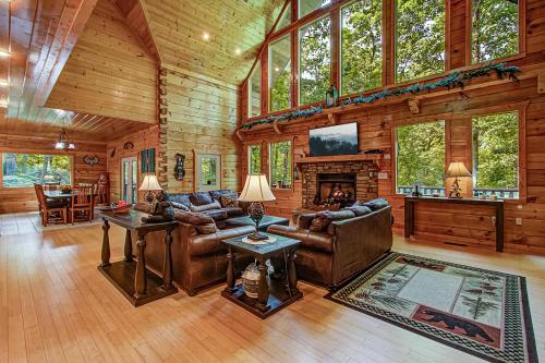 Arrowhead Lodge #568 in Gatlinburg, USA