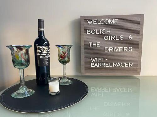 อาหารและเครื่องดื่ม, The Wickenburg Guest House in วิคเกนเบิร์ค