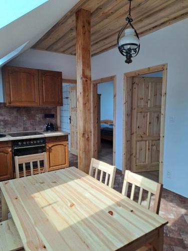 Pension Na Statku- Kočičí apartmán (Pension Na Statku- Kocici apartman) in Ckyne
