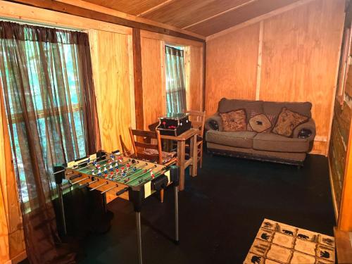 Daze Off #106 in Sevierville, USA