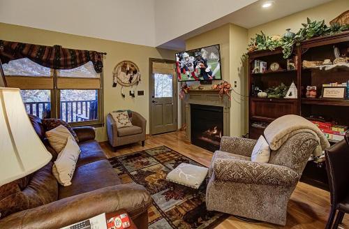 Deerly Loved #2846 in Sevierville, USA