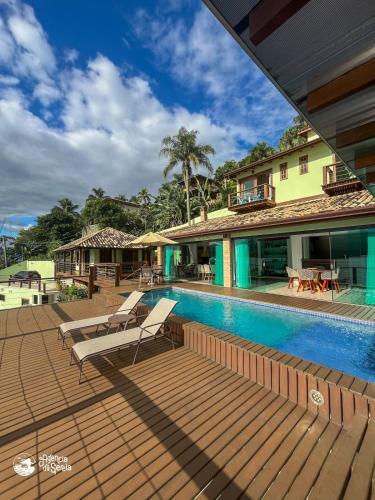 Linda casa c/ vista mar à 1km da Ilha das Cabras