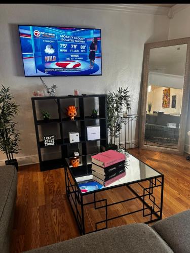 Cozy 420 Stay Near Wynwood Art District in Miami, USA