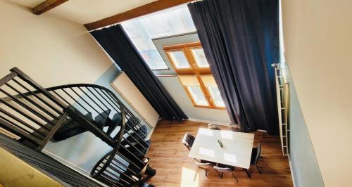 Duplex California, Bourges