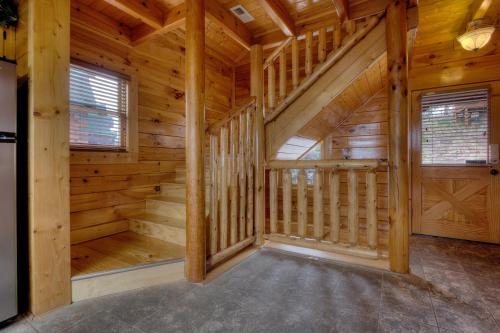Lasting Impressions #240 by Aunt Bug's Cabin Rentals - image 14
