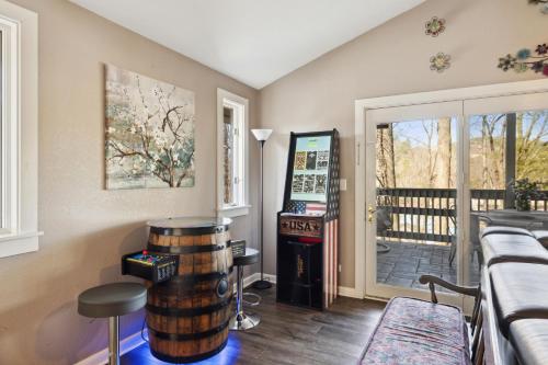 Gatlinburg - Barbara'S Song #4125 by Aunt Bug's Cabin Rentals - image 2