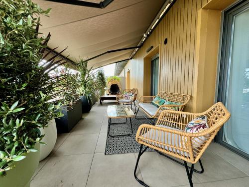 T3 Neuf Terrasse XXL Parking Privé Classé 4 étoiles - Location saisonnière - Anglet