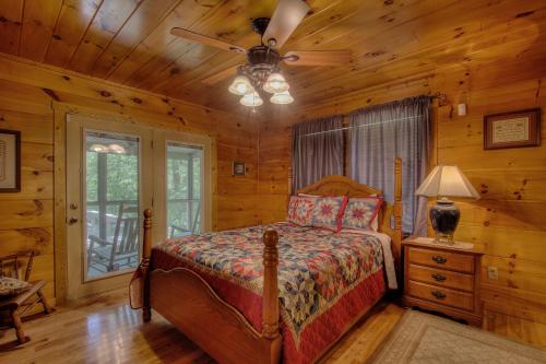 Living Waters #376 by Aunt Bug's Cabin Rentals - image 2
