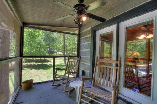 Living Waters #376 by Aunt Bug's Cabin Rentals - image 6
