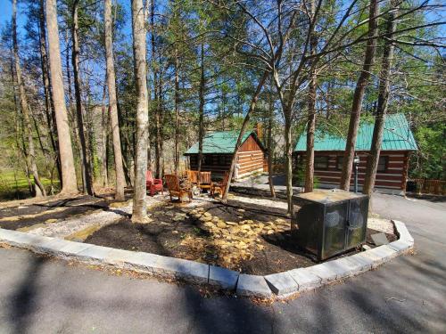 Moonshine Madness #1611 by Aunt Bug's Cabin Rentals - image 6