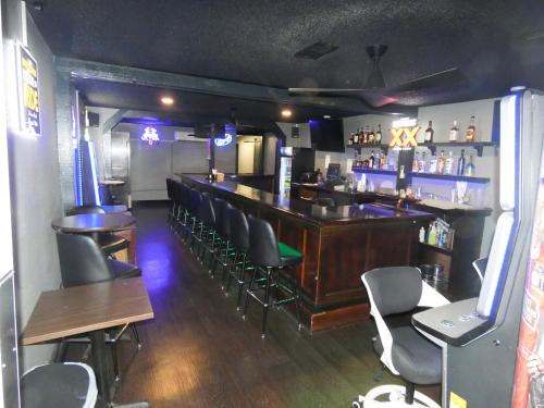 Gators Inn on the Bayou - image 12