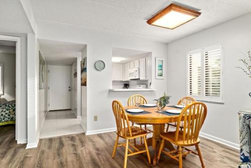 Ocean and Racquet Resort 1101 in St. Augustine, USA