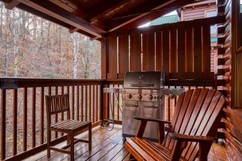 Whispering Creek #302 by Aunt Bug's Cabin Rentals - image 10