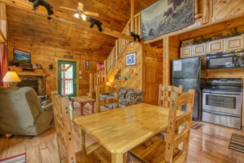 Wow !! What A Cabin #255 by Aunt Bug's Cabin Rentals - image 8