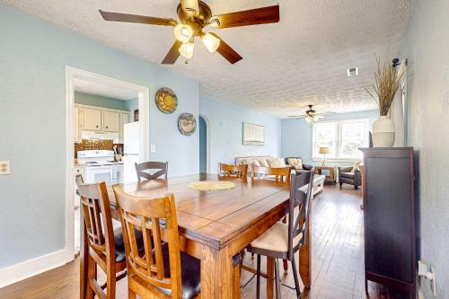 3 On 28th Unit B in Isle of Palms, USA