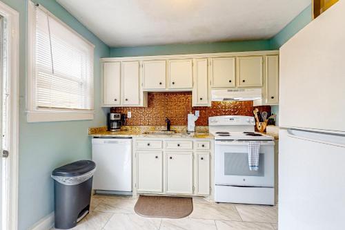 3 On 28th Unit B in Isle of Palms, USA
