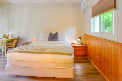 Barefoot Villas and Retreat in Christina Lake (BC)