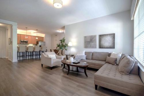 Stunning Vista Cay Luxury Retreat Near all Theme Parks, and walk to Convention Center in Orlando, USA