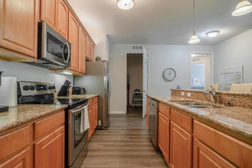Stunning Vista Cay Luxury Retreat Near all Theme Parks, and walk to Convention Center in Orlando, USA