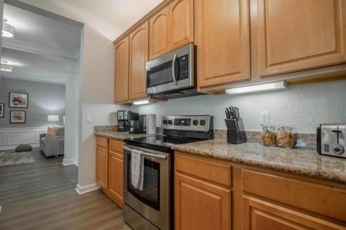 Stunning Vista Cay Luxury Retreat Near all Theme Parks, and walk to Convention Center in Orlando, USA