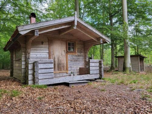 Bjärnhultsgårdens stugor (Bjarnhultsgardens stugor) in Linderöd