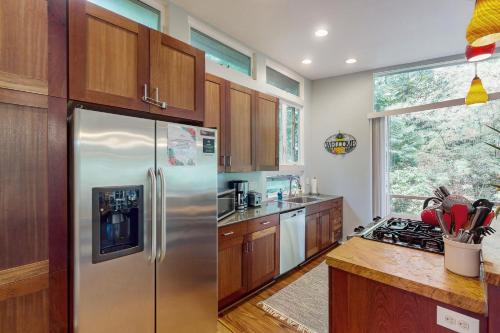 Tranquil Island Escape Tranquil Island Escape