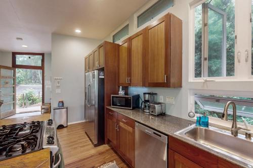 Tranquil Island Escape Tranquil Island Escape