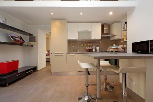 로마 dolce casa colosseo 1 - 2 3성급 게스트하우스 레스토랑