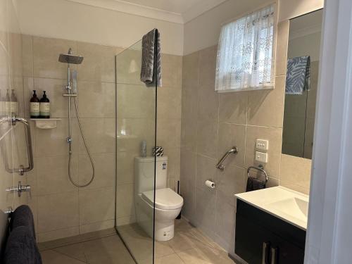 Close to the Shops Beach, Perfect for 2 Families