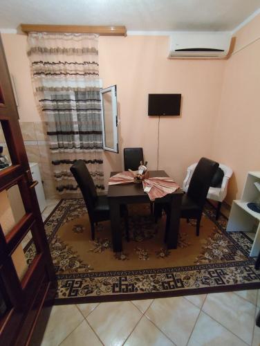 Apartment image 10