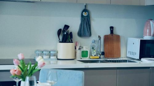 May Homes - Masterise Centre Point