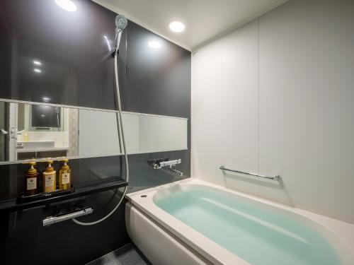 Fürdőszoba, Sendai Washington Hotel near Kleenex Miyagi Stadion