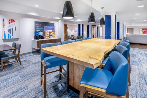 Holiday Inn Express - Colorado Springs - First & Main By IHG - 숙소 외관