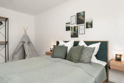 Livesto Apartments im Zentrum Bad Driburgs - Modern, Parkplatz, Terrasse, Switch, SmartTV für Familien und B2B in Bad Driburg, Deutschland